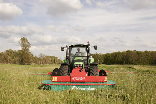 Kverneland Taarup 2832 F